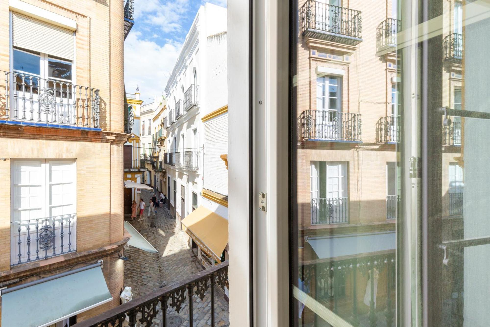 Descubrehome Santa Cruz Private Terrace With Giralda Views Sevilla Exteriér fotografie